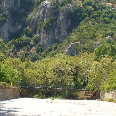 Poros House Guest house *