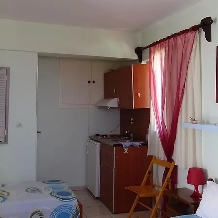 Guest house Poros House