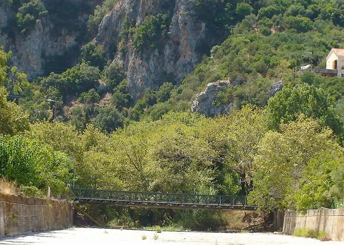 Poros House Guest house *