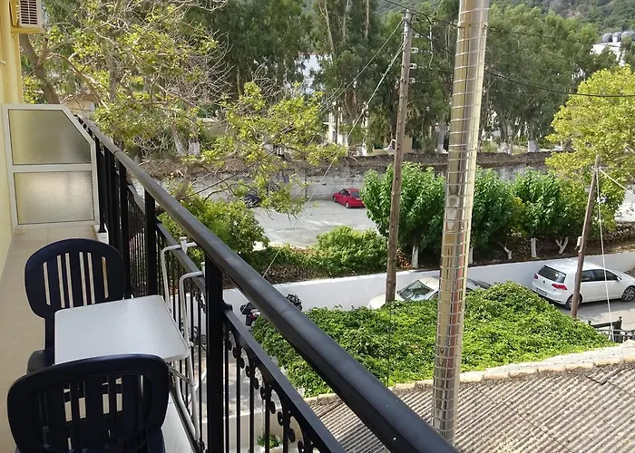 Poros House Guest house