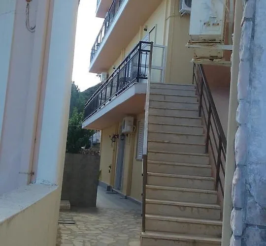 Poros House Guest house