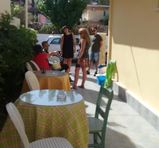 Guest house Poros House