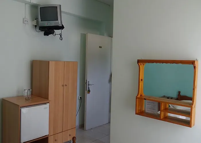 Poros House Guest house *